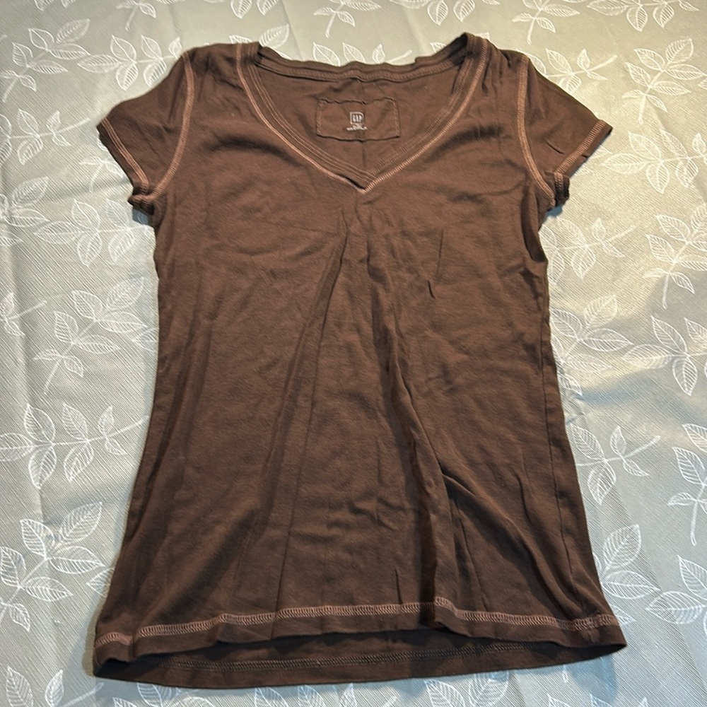 Ladies Gap T-Shirt.